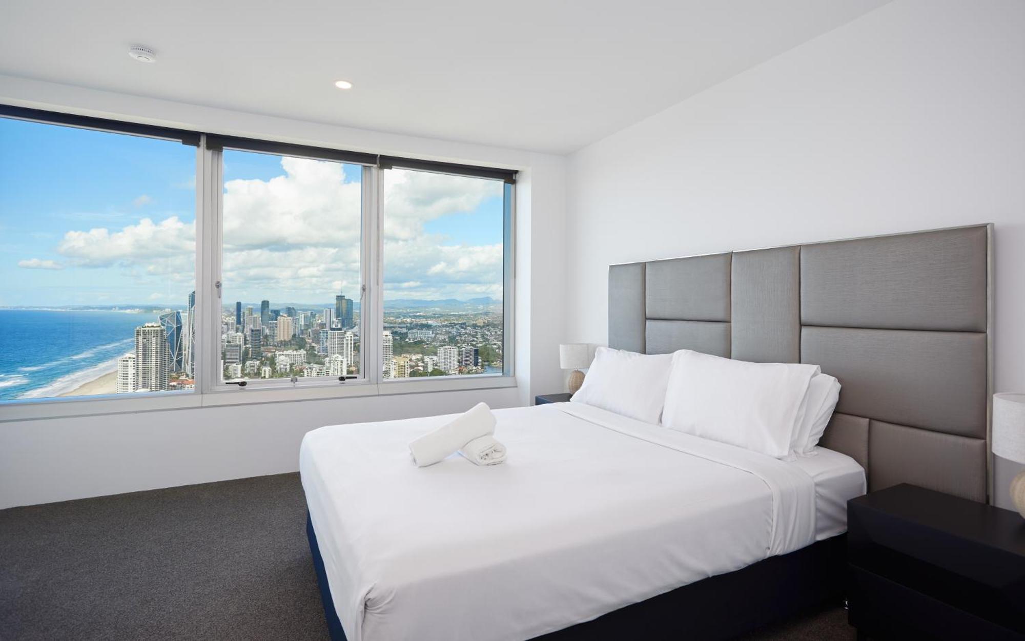 Serain Residences On 9 Hamilton Avenue Гоулд Коуст Екстериор снимка