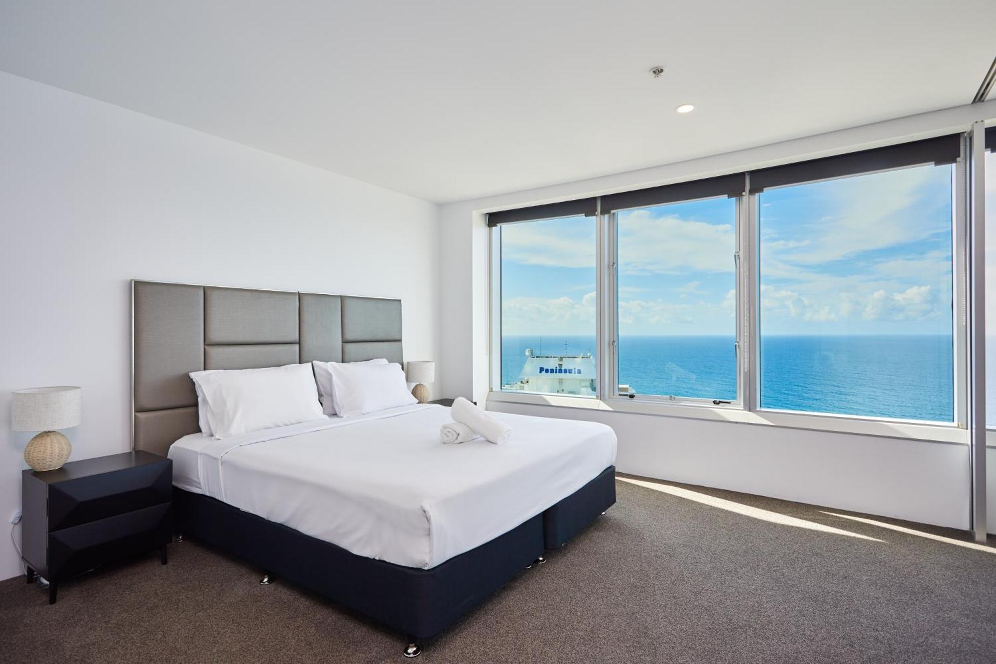 Serain Residences On 9 Hamilton Avenue Гоулд Коуст Екстериор снимка